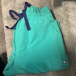 FIGS OG High Waisted Yola Skinny Scrub pants